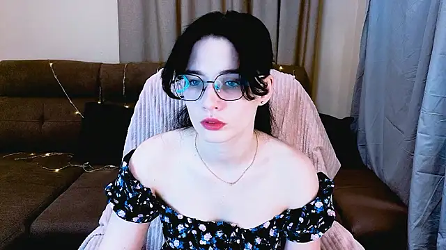 Charming Mysteriousss online show from March 14, 7:48 pm