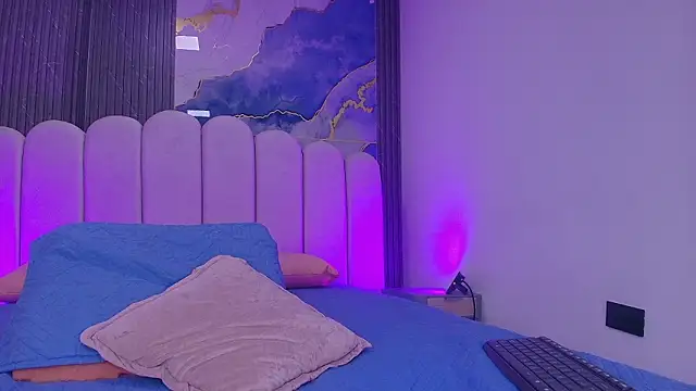 abbyrouss  online show from March 13, 3:30 am