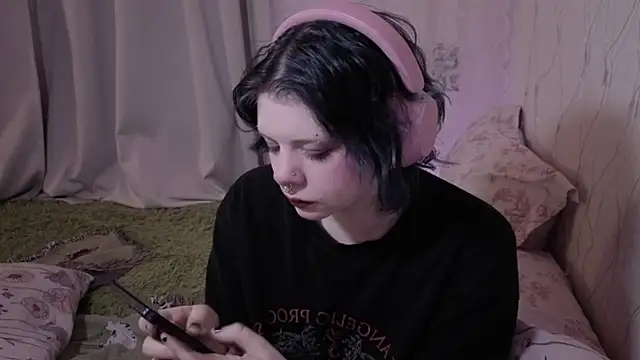 Alice Zev online show from April 21, 1:09 am