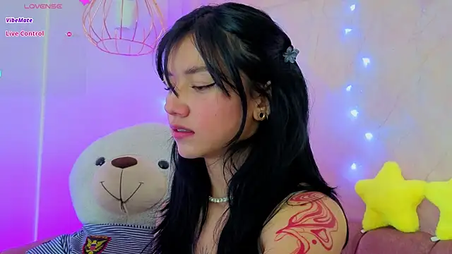 april bennett online show from March 27, 1:01 pm