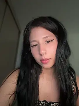 babyvavi online show from June 26, 1:34 pm