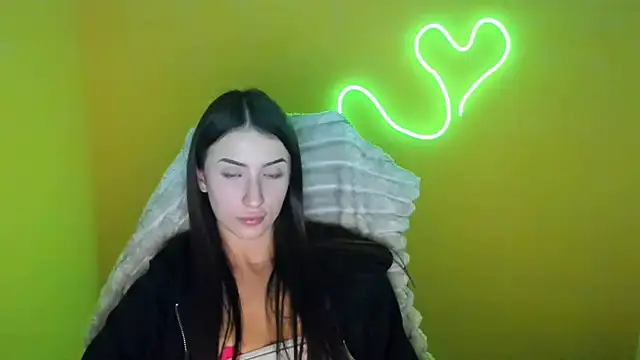 AlisaBubbles online show from October 30, 1:01 pm