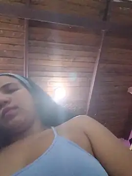 girlpee online show from February 15, 11:20 am