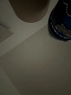 Snapshot of amberlynntun chatting on October 31, 12:01 am amberlynntun online show from October 31, 12:01 am