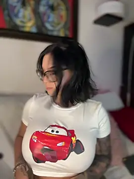 GabyMejiaa online show from December 3, 1:08 am