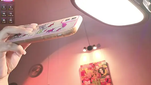 Snapshot of ashlynnlowe_ chatting on September 24, 8:41 pm ashlynnlowe  online show from September 24, 8:41 pm