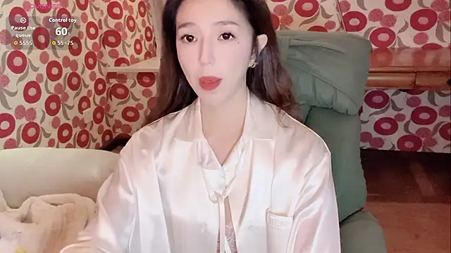 miss-lin online show from December 3, 1:24 pm