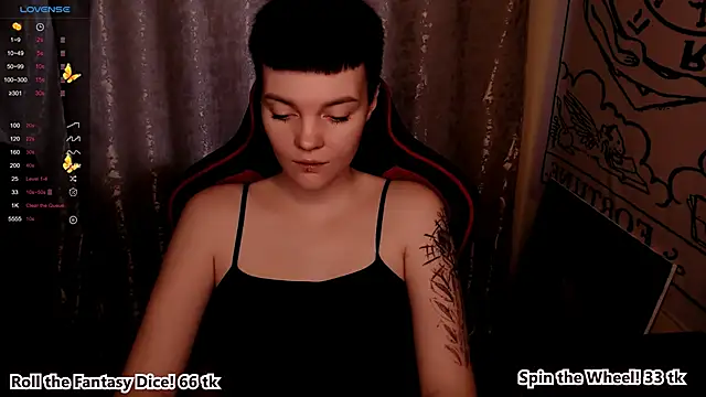 KrisNeal online show from December 3, 9:33 am