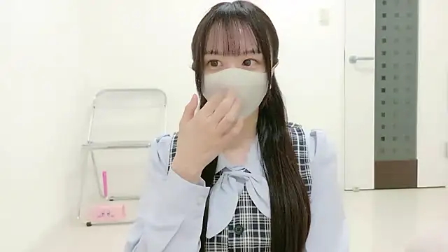  Mia land  online show from November 16, 1:11 pm