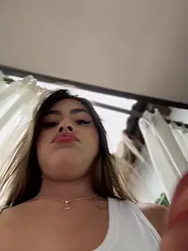 MayaMoanXXX online show from October 22, 1:16 pm