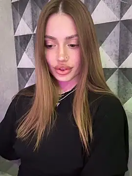 Elizabeth Tay online show from April 1, 6:05 pm