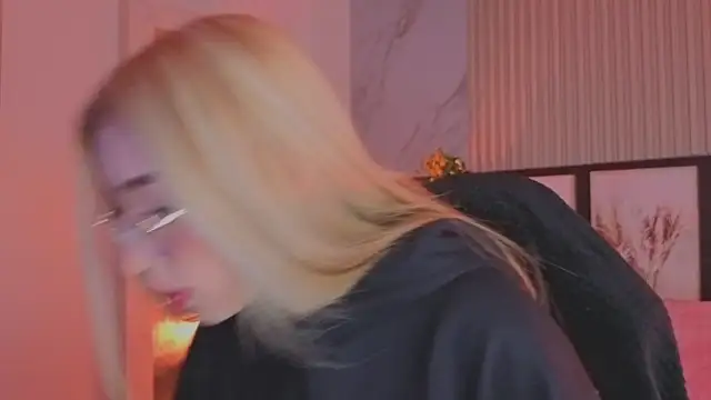 tokyoluu online show from November 12, 8:40 pm