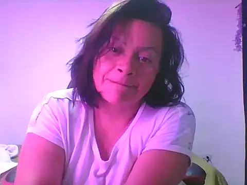 adri89-g online show from October 5, 11:43 pm
