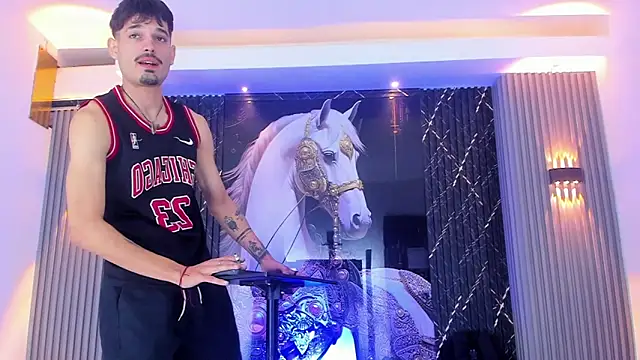 Iam Steven online show from October 11, 4:42 pm