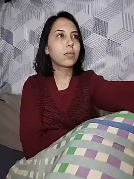 scarletoficial online show from June 14, 2:24 am