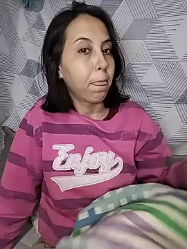 scarletoficial online show from June 20, 2:26 am