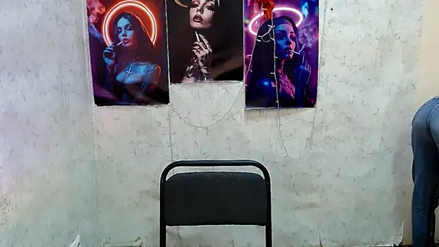 EmmaCat  online show from February 26, 5:28 am