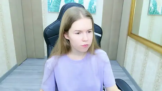 Alida Brice online show from November 13, 6:12 am