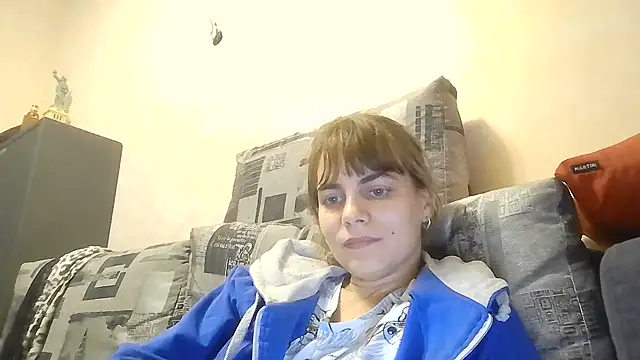 Loriven online show from October 7, 7:29 pm