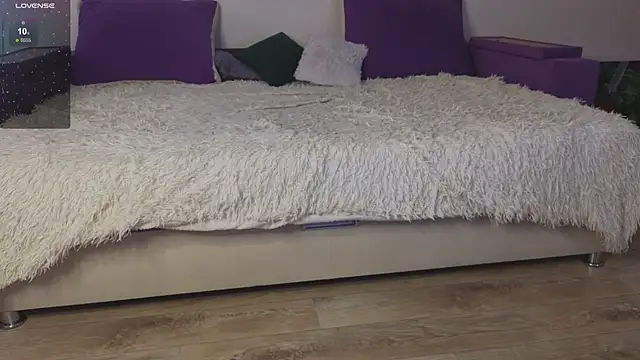 Gentle Ariel online show from April 24, 2:14 am