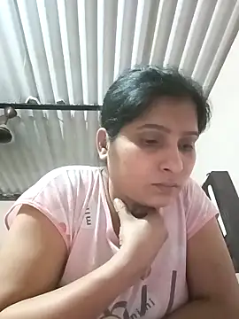 aliya-jaan71 online show from March 26, 6:42 pm