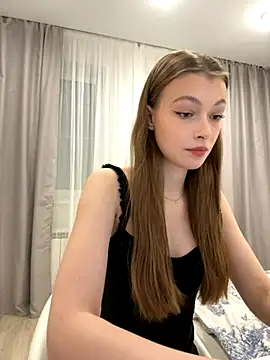 FriendlyFire 18 online show from November 8, 8:03 pm