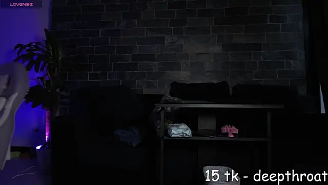 Jade pleasure  online show from February 5, 11:35 am