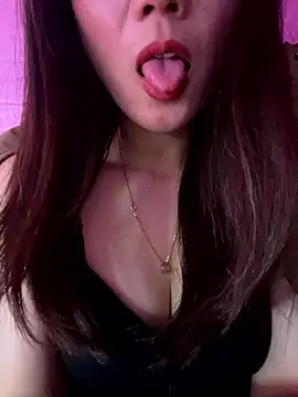 Moon pusy online show from January 8, 11:09 pm