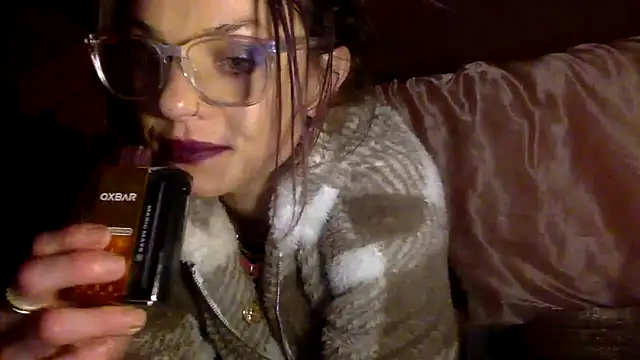 Texxaspearl online show from December 21, 9:35 am