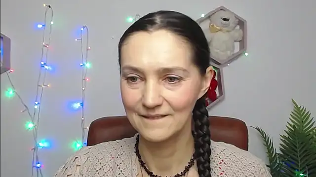 TayaFinch online show from March 20, 1:05 pm