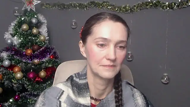 TayaFinch online show from December 18, 1:16 pm