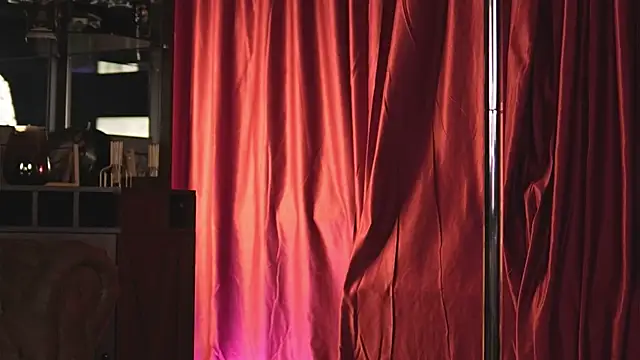 SiennaJayden online show from June 26, 8:32 pm