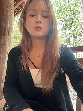 yuki june online show from March 19, 9:02 am