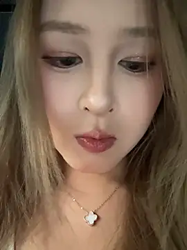 yuki june online show from July 30, 7:31 am
