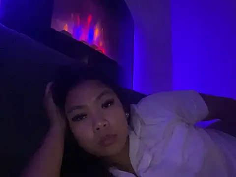 Snapshot of MissCherryyxox chatting on September 17, 7:34 pm MissCherryyxox online show from September 17, 7:34 pm