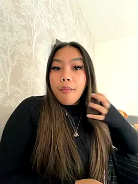 Snapshot of MissCherryyxox chatting on October 10, 1:05 pm MissCherryyxox online show from October 10, 1:05 pm