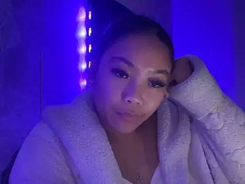 Snapshot of MissCherryyxox chatting on September 22, 7:01 pm MissCherryyxox online show from September 22, 7:01 pm