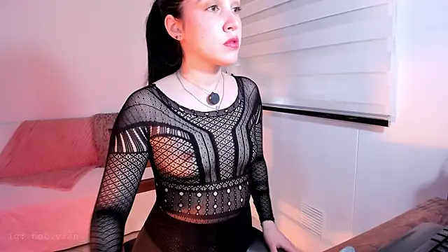 SarahCastillo  online show from February 21, 6:08 pm