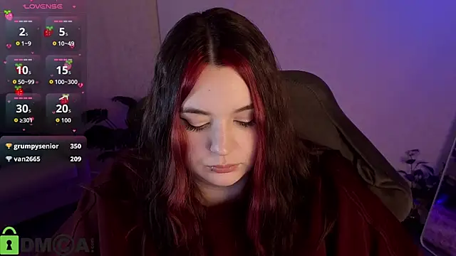 Mia R0ss online show from April 11, 7:45 am