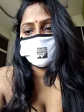 Jasmine Januja online show from February 17, 8:35 am