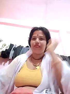 Snapshot of Hott_locky chatting on September 22, 9:57 pm Hott locky online show from September 22, 9:57 pm