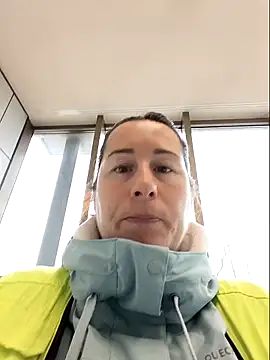 bichota85 online show from March 30, 9:42 am