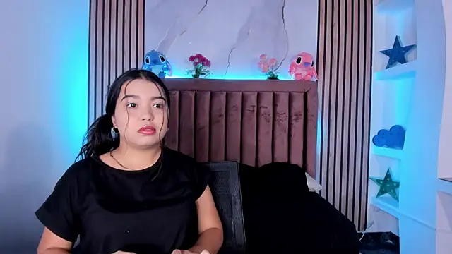 LunaWiill  online show from November 24, 12:07 pm