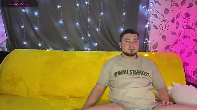 coupleinspire online show from December 19, 9:40 pm