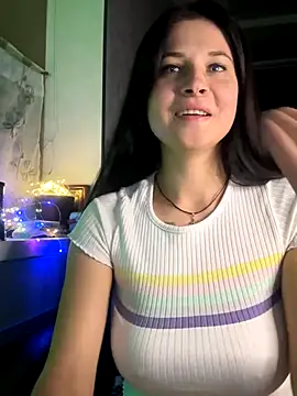 cutie modest  online show from November 3, 10:03 pm