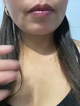 Milky-milk online show from March 24, 1:27 pm