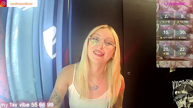 Snapshot of Caroline_lover_ chatting on September 23, 10:35 am Caroline lover  online show from September 23, 10:35 am