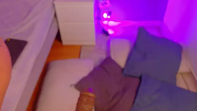 KeendraFox  online show from November 14, 11:43 am