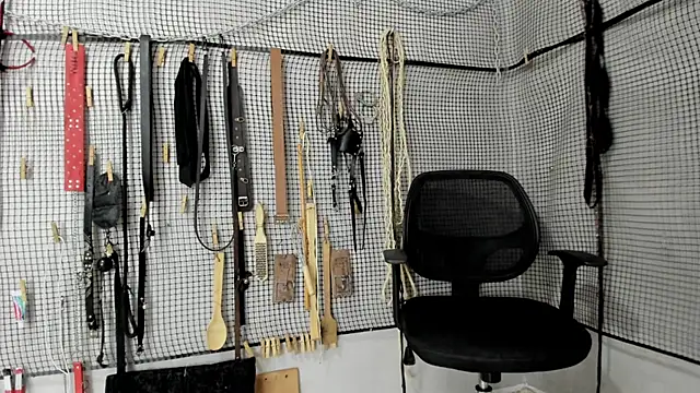 BDSM MEDUZA online show from March 17, 5:44 am