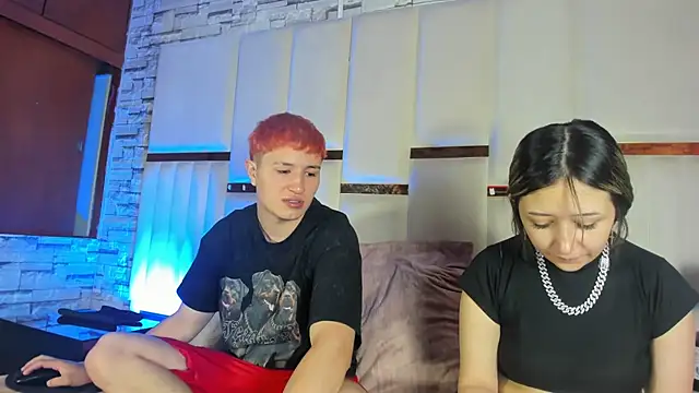 ANLLELOAndANGELA online show from March 26, 4:42 pm